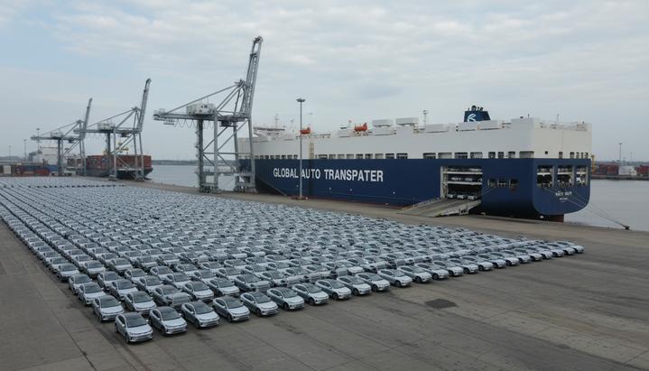 Смена лидера: китайский BYD обошел Tesla на рынке электромобилей